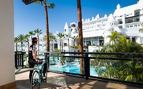 H10 Estepona Palace